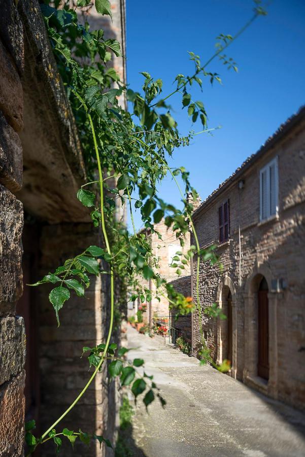 La Rosa Scarlatta Monterubbiano 外观 照片
