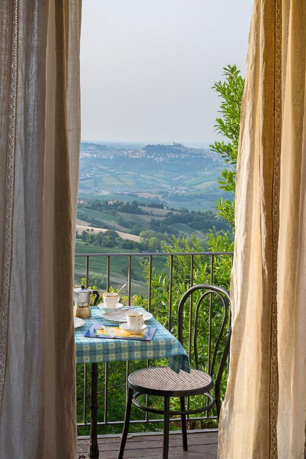 La Rosa Scarlatta Monterubbiano 外观 照片